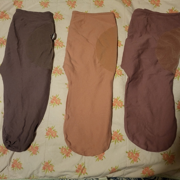 💞SOLD💞Velcro swaddle wrap baby girl 100% cotton - Picture 3 of 5